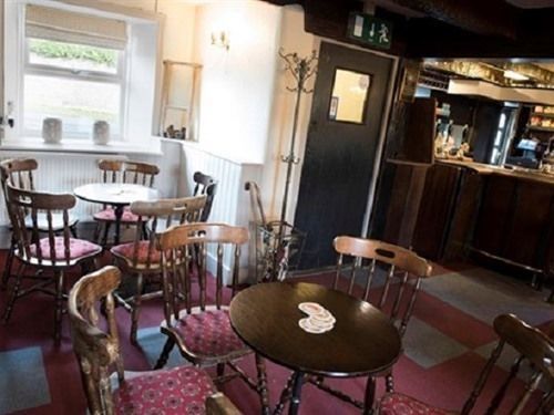 The Red Lion Inn Holmfirth Exterior foto